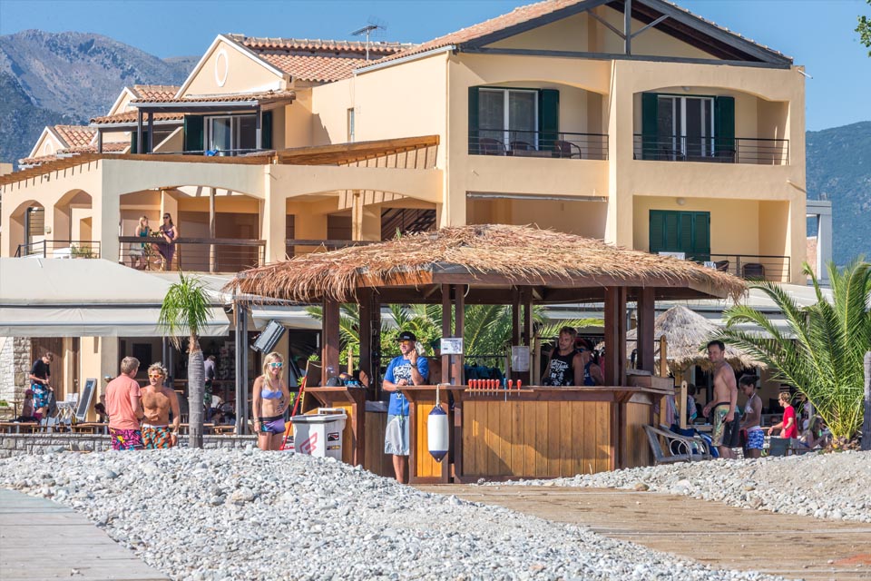 Griechenland - Lefkada - - Club Hotel - Surfreisen von sun + fun Sportreisen - Die besten Windsurf spots weltweit - jetzt auch Online buchbar - Reise