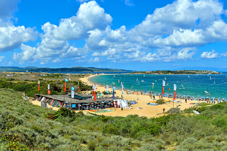 Windsurfspot Porto Pollo, Sardinien sun+fun Windsurfen