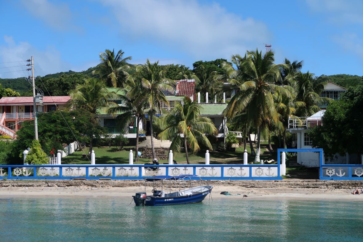 Sirius Dive Center