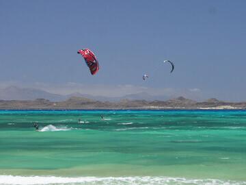 Fuerteventura Corralejo - Flag Beach Kite Center, Kite Action