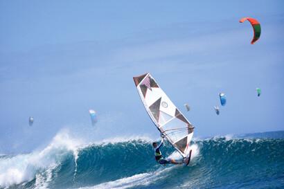 Mauritius - Le Morne - Club Mistral Windsurfing, Surf- und Kiteaction