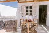 Naxos - Flisvos seaside Studions & Appartements Appartement mit Terrasse & seitl. Meerblick, gemütliche Terrasse