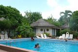 Tobago - Kariwak Village, Poolside Cabanas von außen