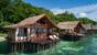 West Papua - Papua Paradise Eco Lodge Premium Wasserbungalow (3)