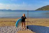 Lefkada -  Surf School, Natalie beim Morgen-SUP