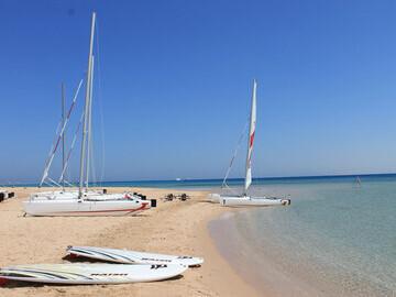 Soma Bay - Surfcenter ROBINSON Club, Strandfeeling
