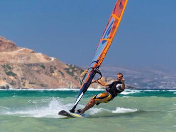 Naxos - Flisvos Surf Action (Lagune)