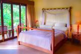 Balikpapan -  Samboja Lodge, Queen Suite Zimmer
