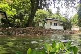 Romblon - The Three P - Bungalows an der Wasserfront