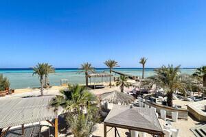 The Breakers Diving & Surfing Lodge