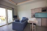 Karpathos - Thalassa Suites, Appartement Küche und Wohnraum