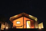 Limnos - Keros Surf Club Lodge & Spa, XL Luxury Safari Zelt, by night