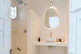 Naxos - Flisvos seaside Studios & Appartements, Blick ins Bad