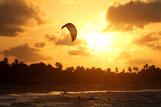 Sao Miguel do Gostoso - Kiter im Sonnenuntergang