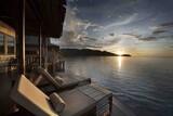 West Papua - Papua  Paradise Eco Resort, Wasserbungalow Deluxe, Terrasse