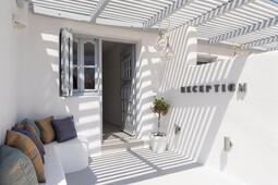 Flisvos seaside Studios & Appartements