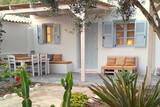 Naxos - Flisvos seaside Studios & Apartments,  Appartement mit Garten und 2 Bädern, Terrasse