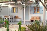 Naxos - Flisvos seaside Studios & Apartments,  Appartement mit Garten und 2 Bädern, Terrasse