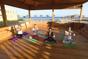 The Breakers Diving & Surfing Lodge