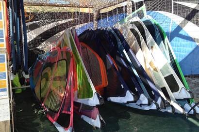 Naxos Mikri Vigla, Windsurfmaterial
