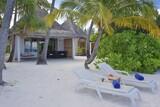 Malediven Angaga Island Resort Beach Bungalow Aussen