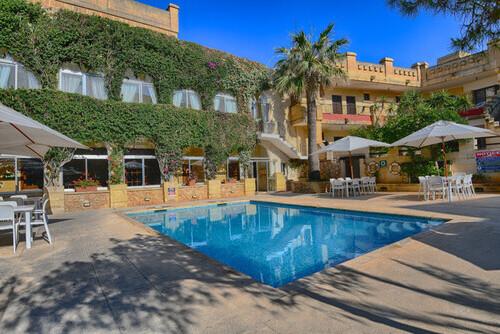 Gozo - Cornucopia Hotel & Bungalows