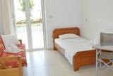 Lefkada, Surf Hotel, Appartement Erdgeschoss Meerblick, Zimmer mit Schlafcouch