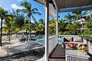 Hibiscus Beach Resort & Spa