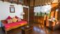 Naya Gawana, Lumbung Suites, Innen