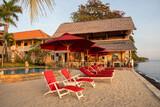 Bali - Tauch Terminal Resort, Sonnenliegen & Restaurant