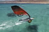 Dahab - Harry Nass Windsurf Action auf kristallklarem Wasser