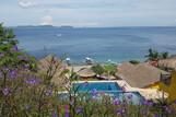 Buceo Anilao Pool und Blick auf Meer