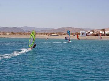El Naaba - Windsurfen am ProCenter Tommy Friedl