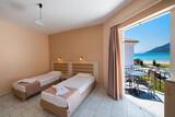 Lefkada, Surf Hotel, Zimmer mit Pool-und Meerblick, Zimmerbeispiel Blick Meer