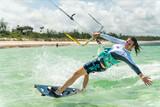 Watamu - Spaß beim Kitesurfen.