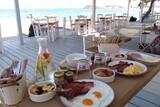 Naxos - Frühstück im Flisvos Beach Café mit Meerblick