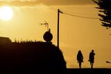 Sonnenuntergang auf dem Weg zum Strand im JSA Camp Moliets