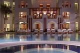Muscat - Sifawy Boutique Hotel, Pool mit Hoteleingang