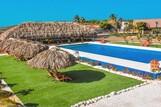 Bonaire - Sorobon Boutique Hotel, Blick vom Balkon Richtung Pool