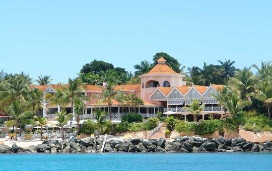 Tobago Coco Reef, Blick vom Wasser
