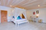 Thalassa Dive Resort Lembeh, Seaview Bungalow Zimmerbeispiel Doppelbett