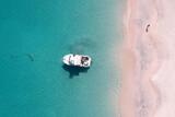 Grenada - Tauchbasis Aquanauts Tauchboot am Strand