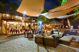 Cabarete, Villa Taina, Lounge und Bar bei Nacht