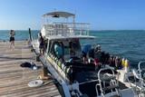 Little Cayman - Little Cayman Beach Resort, Tauchboot 2